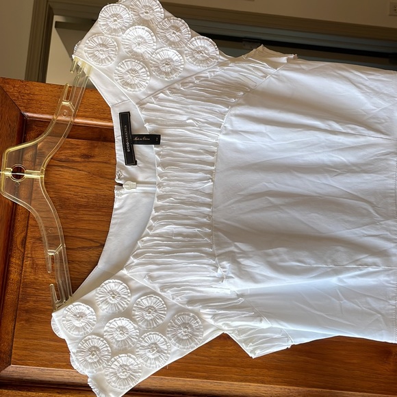 BCBGMaxAzria white summer dress. - Picture 5 of 7
